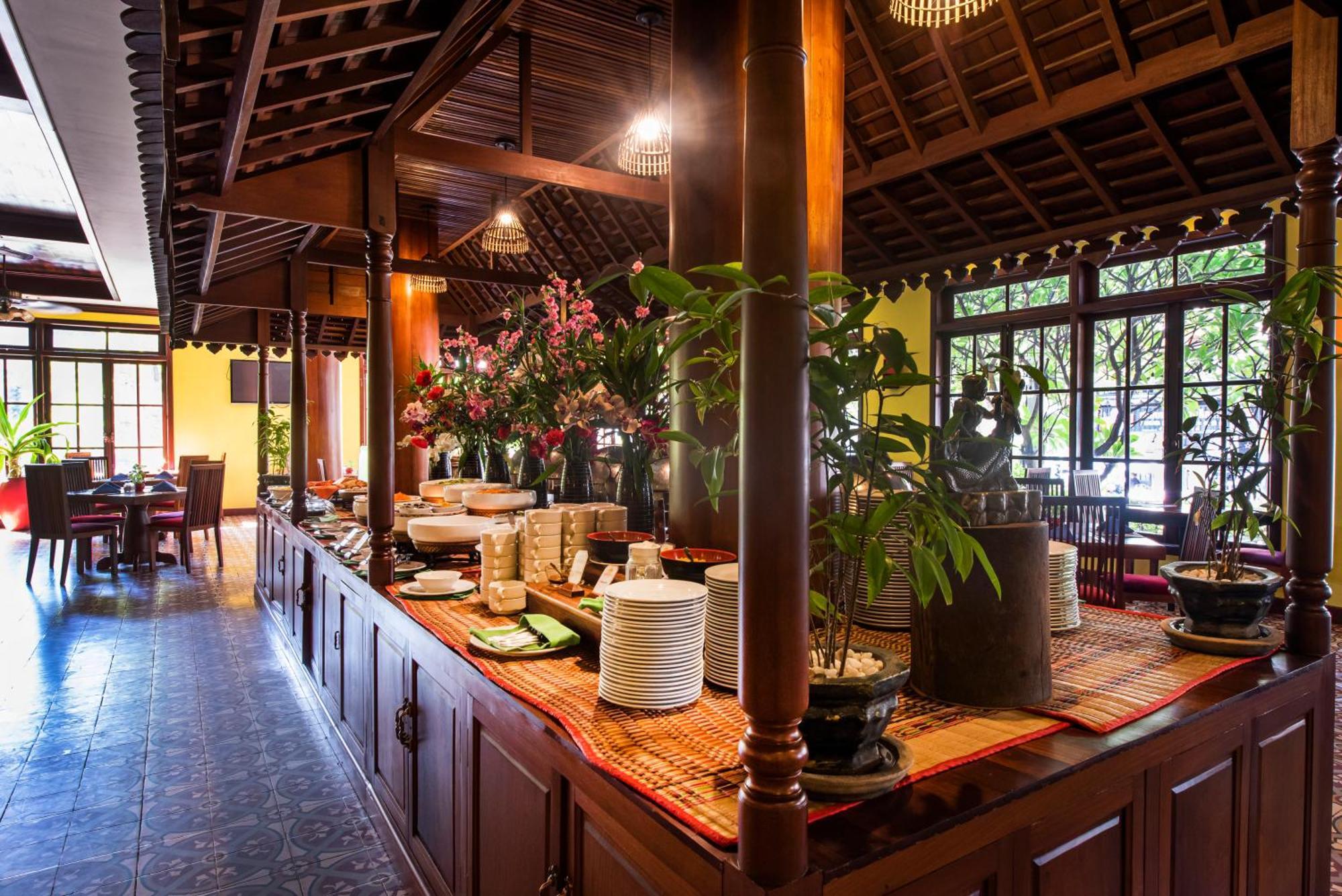 The Suite By Royal Crown Hotel Siem Reap Exterior foto